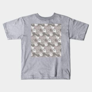 Camouflage pawprint pattern. Kids T-Shirt